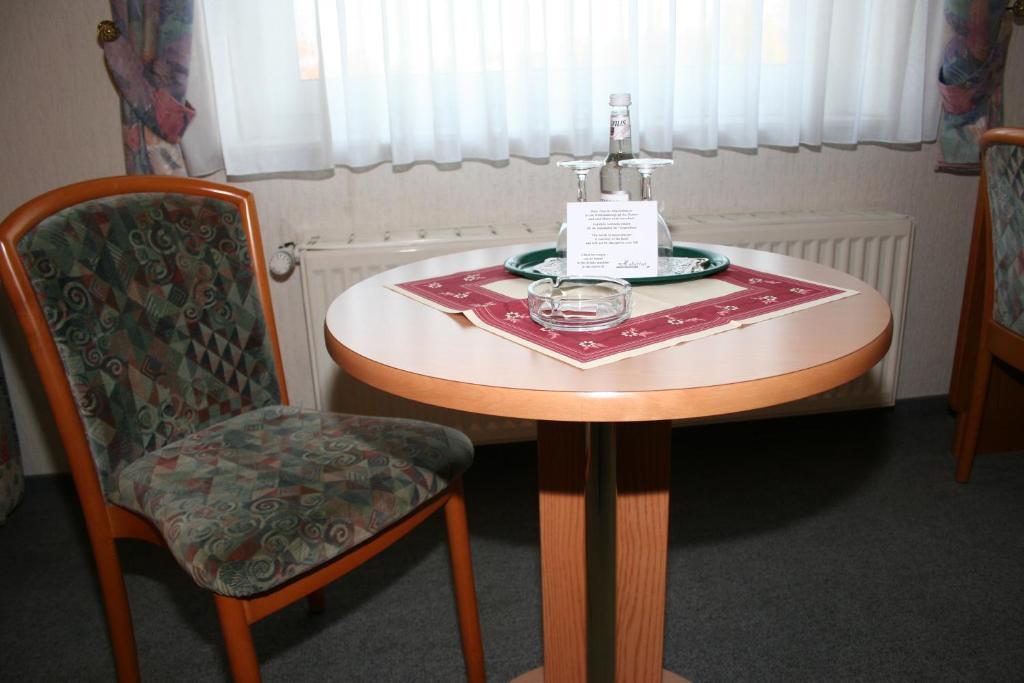 Akzent Hotel Hubertus Мелле Номер фото